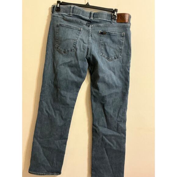 LEE MODERN SERIES STRAIGHT FIT TAPERED LEG DARK WASH JEANS - SIZE 36x32 - Picture 2 of 8